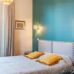 Contemporary House In The Center Of With A Pool And Relaxation Area * Cannes