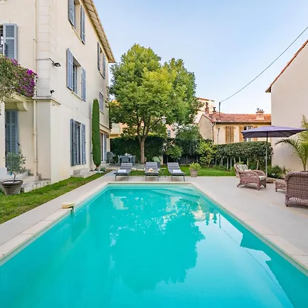 Contemporary House In The Center Of With A Pool And Relaxation Area * Cannes